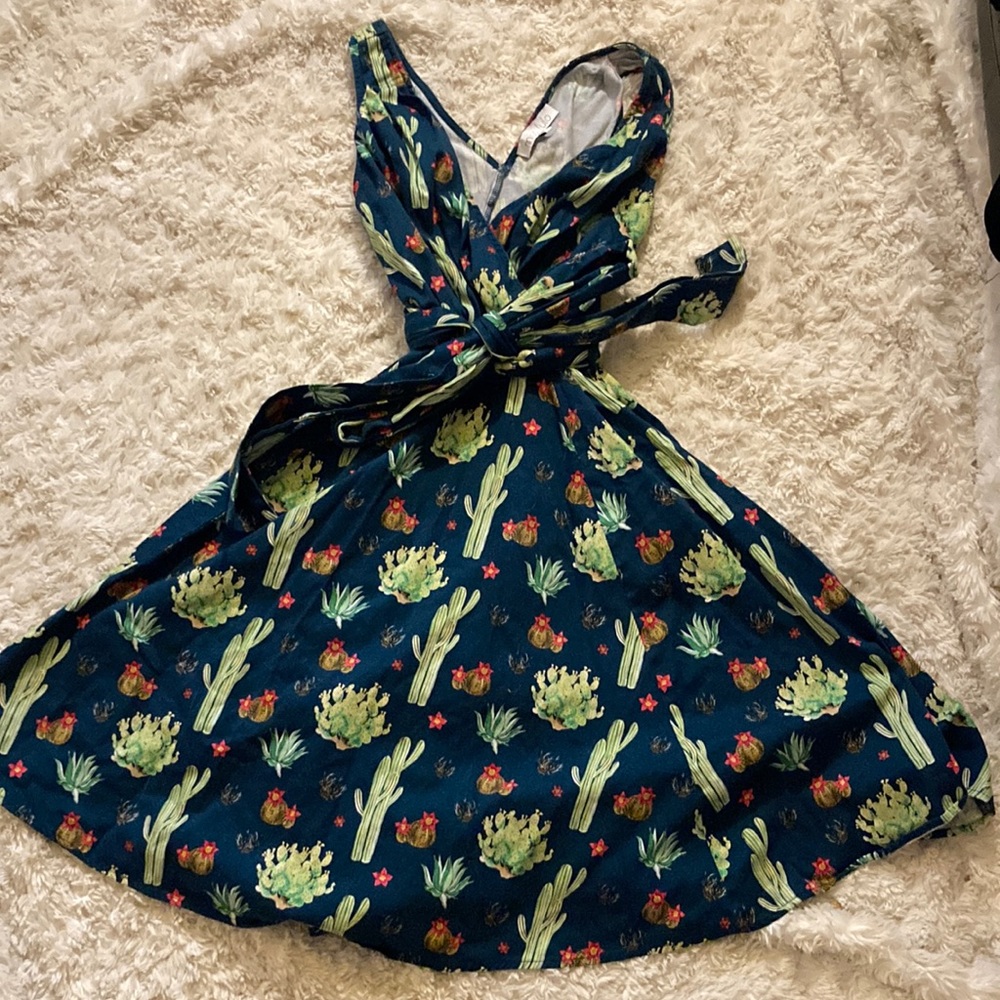 Miss Lulo Retro Cactus Swing Midi Dress w/ Belt Size S